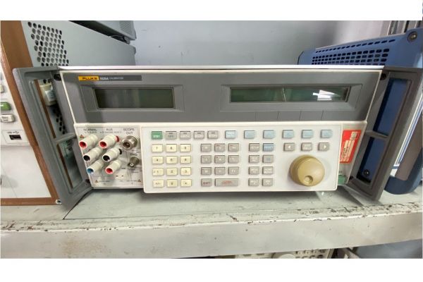 福祿克Fluke5520A多功能校準(zhǔn)儀 